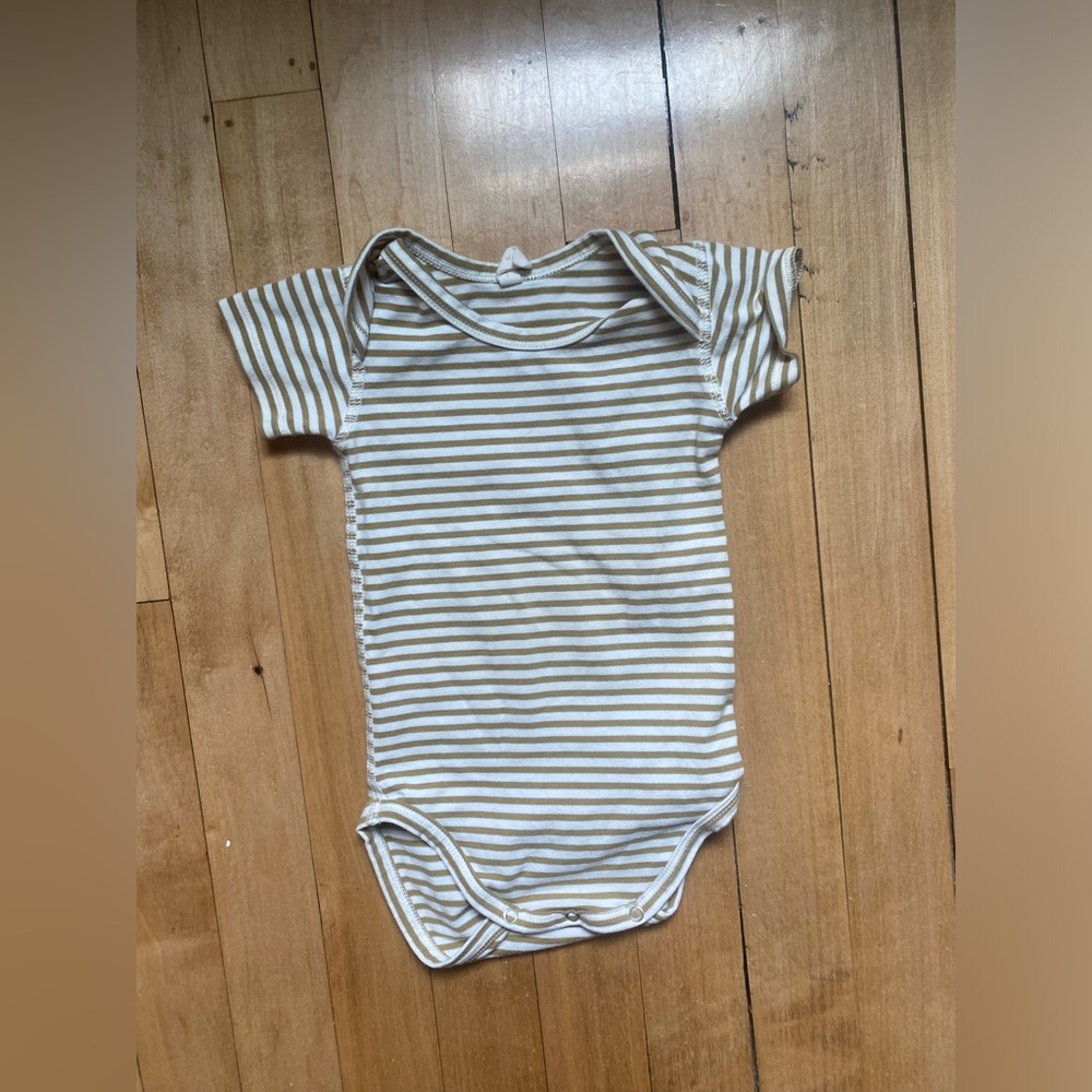 Quincy Mae Honey Striped Short Sleeve Bodysuit